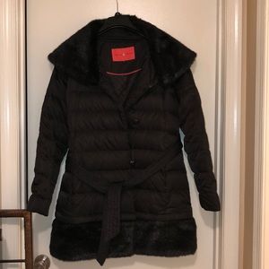A black winter jacket